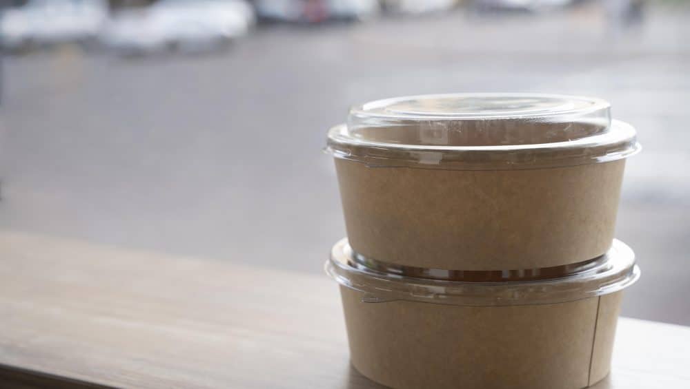 vue face aliments emballes prepares emporter espace copie